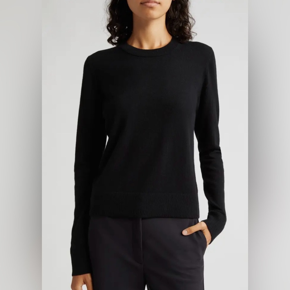 Vince Classic Crewneck Cashmere Sweater in Slate Blue